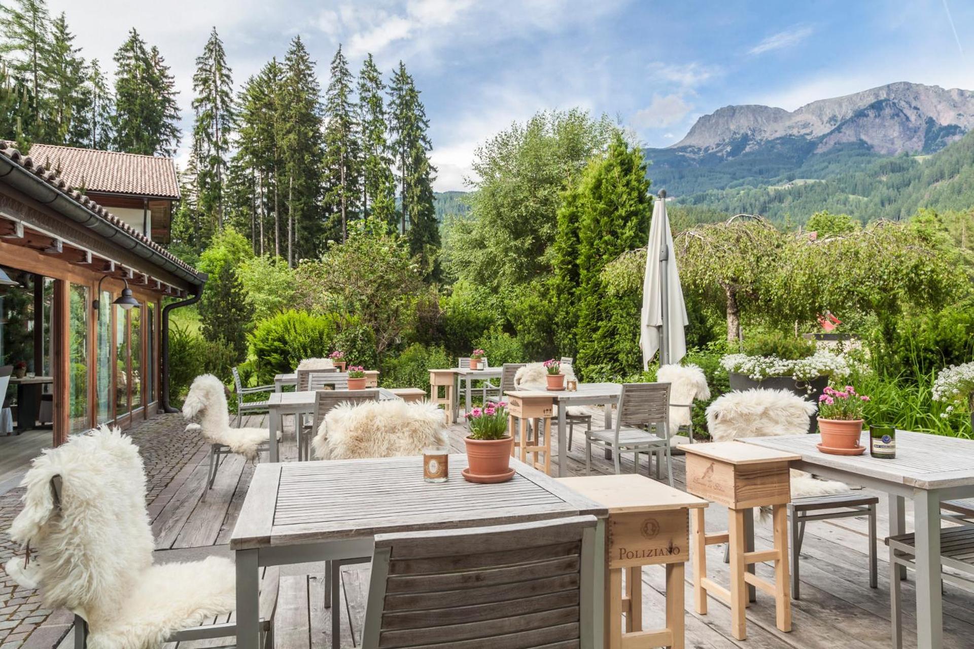 Hotel Bad Schoergau Sarentino ภายนอก รูปภาพ