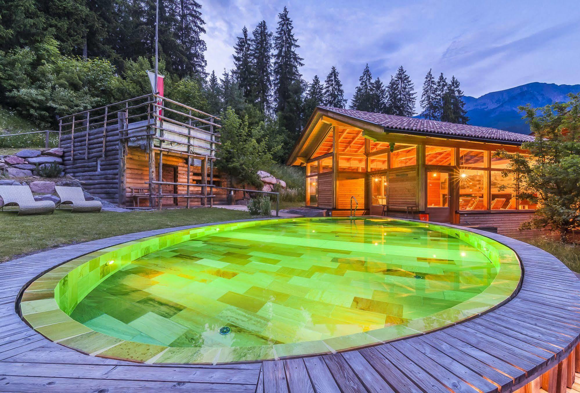Hotel Bad Schoergau Sarentino ภายนอก รูปภาพ