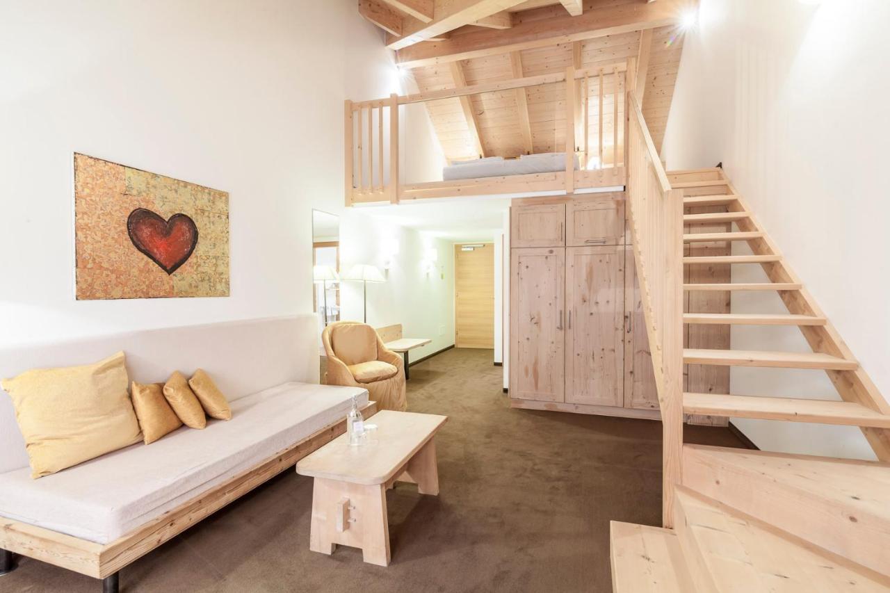 Hotel Bad Schoergau Sarentino ภายนอก รูปภาพ
