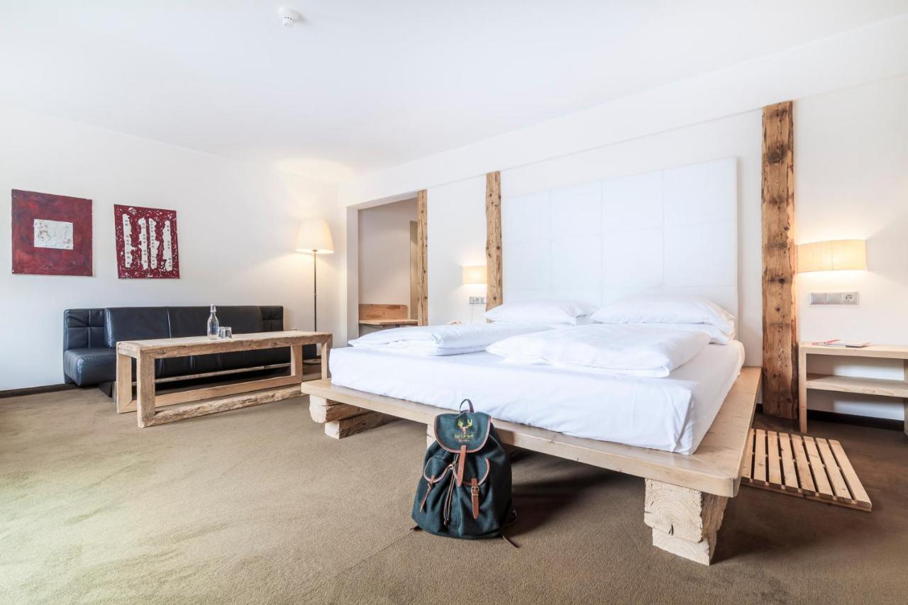 Hotel Bad Schoergau Sarentino ภายนอก รูปภาพ